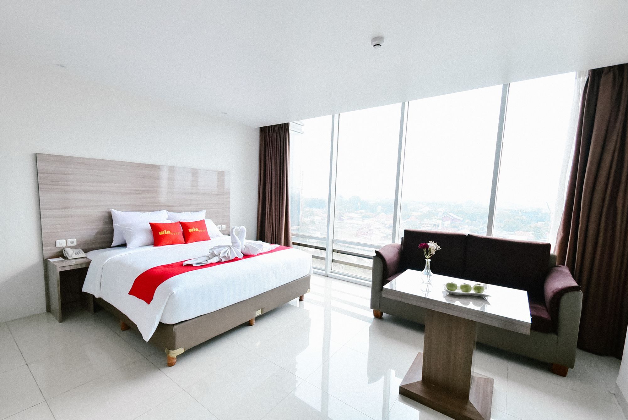 โรงแรมวิน แกรนด์ เบกาซิ ภายนอก รูปภาพ